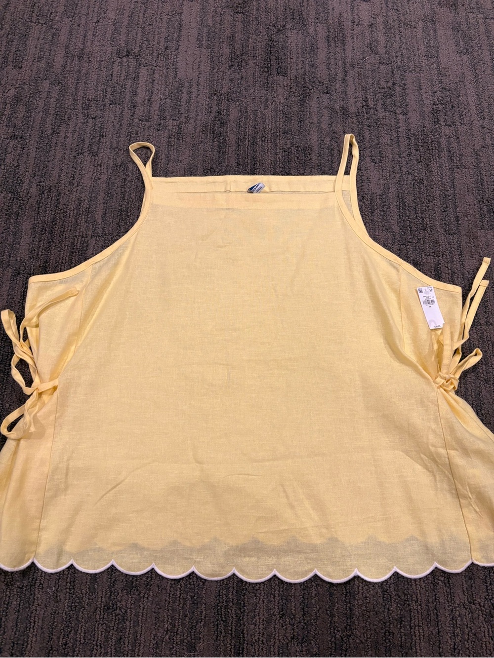 Old Navy Scallop Hem Top